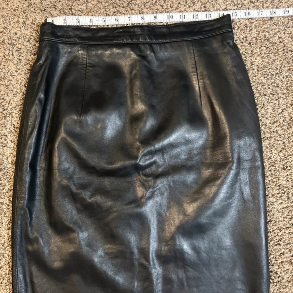 Vintage women leather pencil skirt